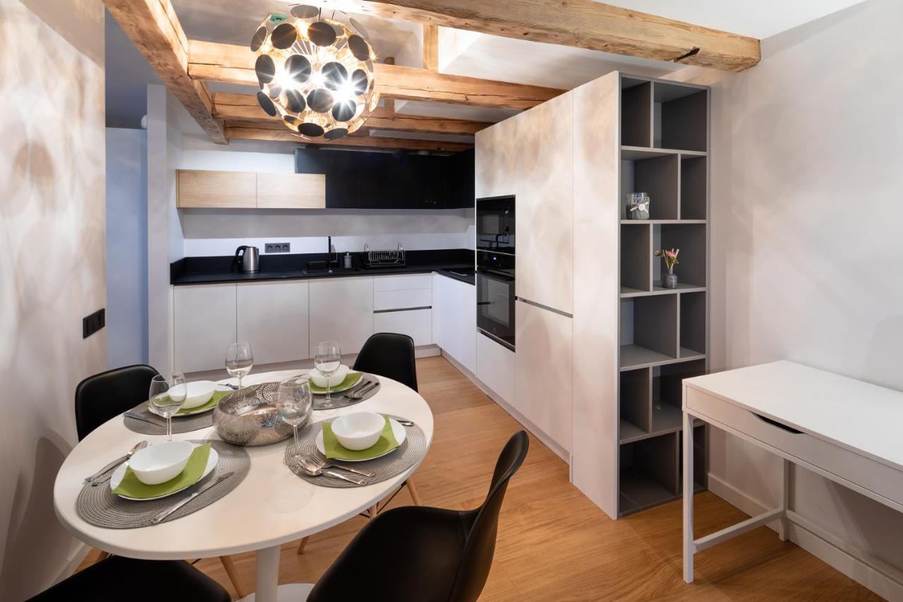 Merkela Loft Apartment Beside Vermanes Park 里加 外观 照片
