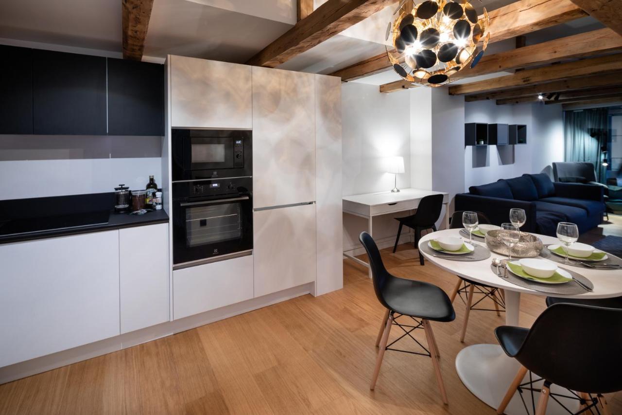 Merkela Loft Apartment Beside Vermanes Park 里加 外观 照片